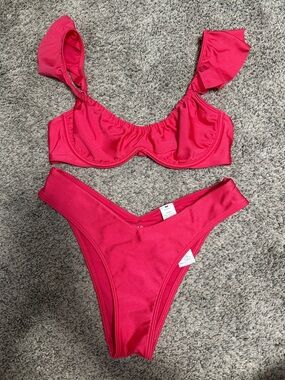 Abercrombie Hot Pink Ruffle Strap Bikini Set top size small, bottom size xs